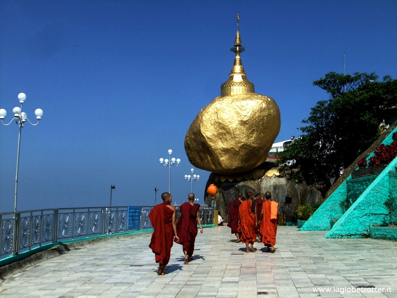 dove andare in birmania golden-rock