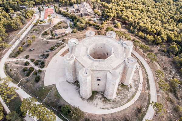 Castel del Monte vista aerea